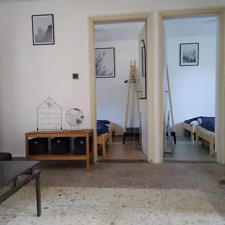 Arnyas, Nyugodt Siofokon Nagy Kerttel * Siófok