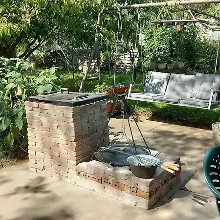 Arnyas, Nyugodt Siofokon Nagy Kerttel Appartement Siófok