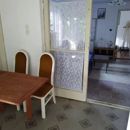 Arnyas, Nyugodt Siofokon Nagy Kerttel