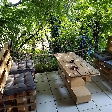 Arnyas, Nyugodt Siofokon Nagy Kerttel Appartement Siófok