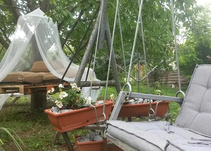 Arnyas, Nyugodt Siofokon Nagy Kerttel *