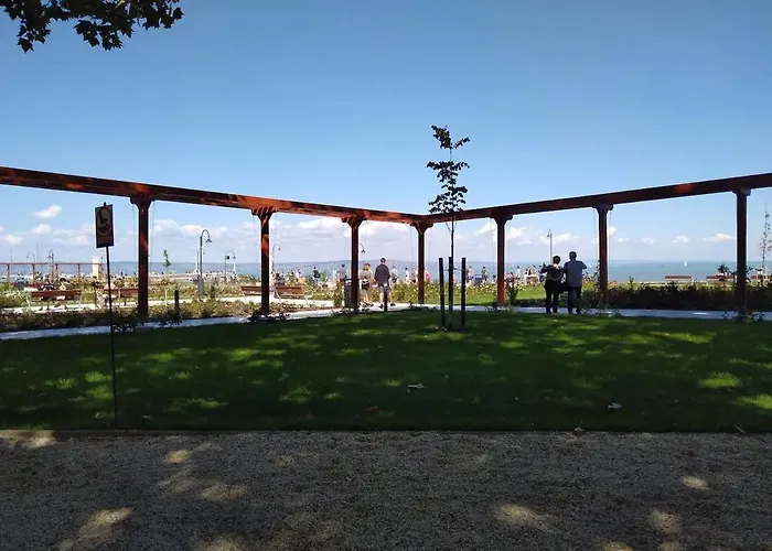 Arnyas, Nyugodt Siofokon Nagy Kerttel Siófok