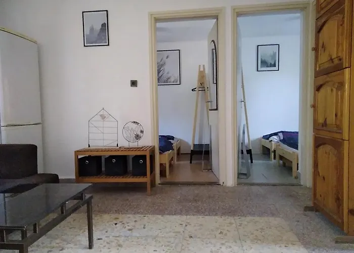 Arnyas, Nyugodt Siofokon Nagy Kerttel * Siófok