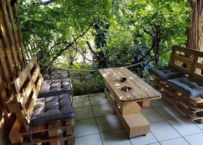 árnyas, Nyugodt Siófokon Nagy Kerttel Apartamento Siófok